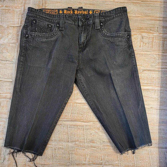 Rock Revival Men's Steven Miami Vice Black Metal Studded Shorts SZ 38 Frayed